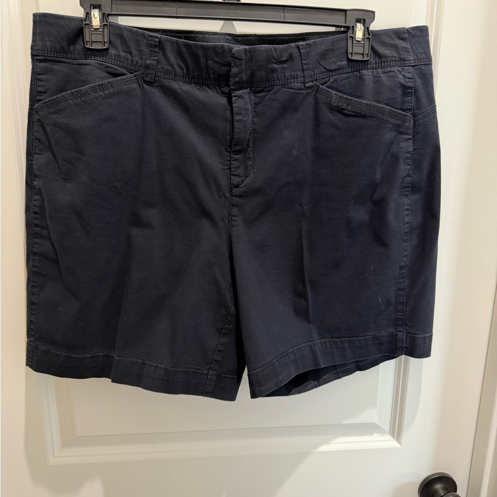 Ralph Lauren black Women's Bermudas - Picture 1 of 3